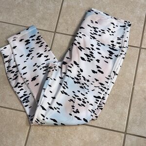 Women’s Powerhold  Fabletics leggings.  Size large.